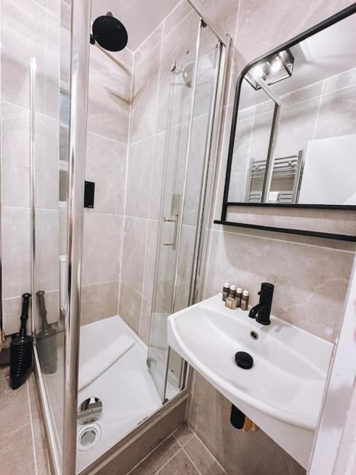 Modern Flat In Central London Bagian luar foto
